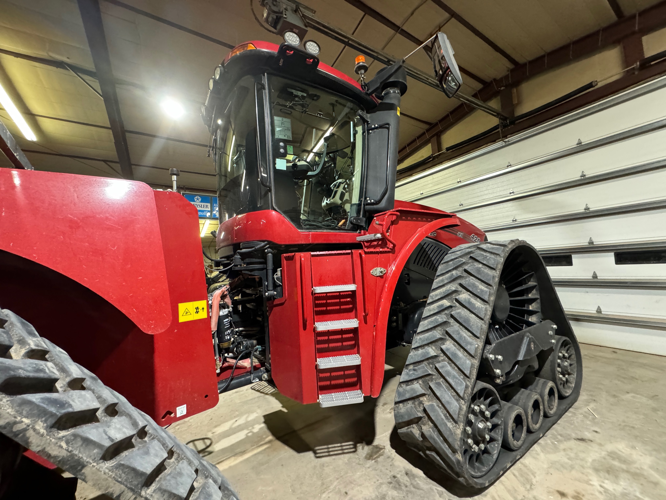2021 Case IH Steiger 420 AFS Row Tractor