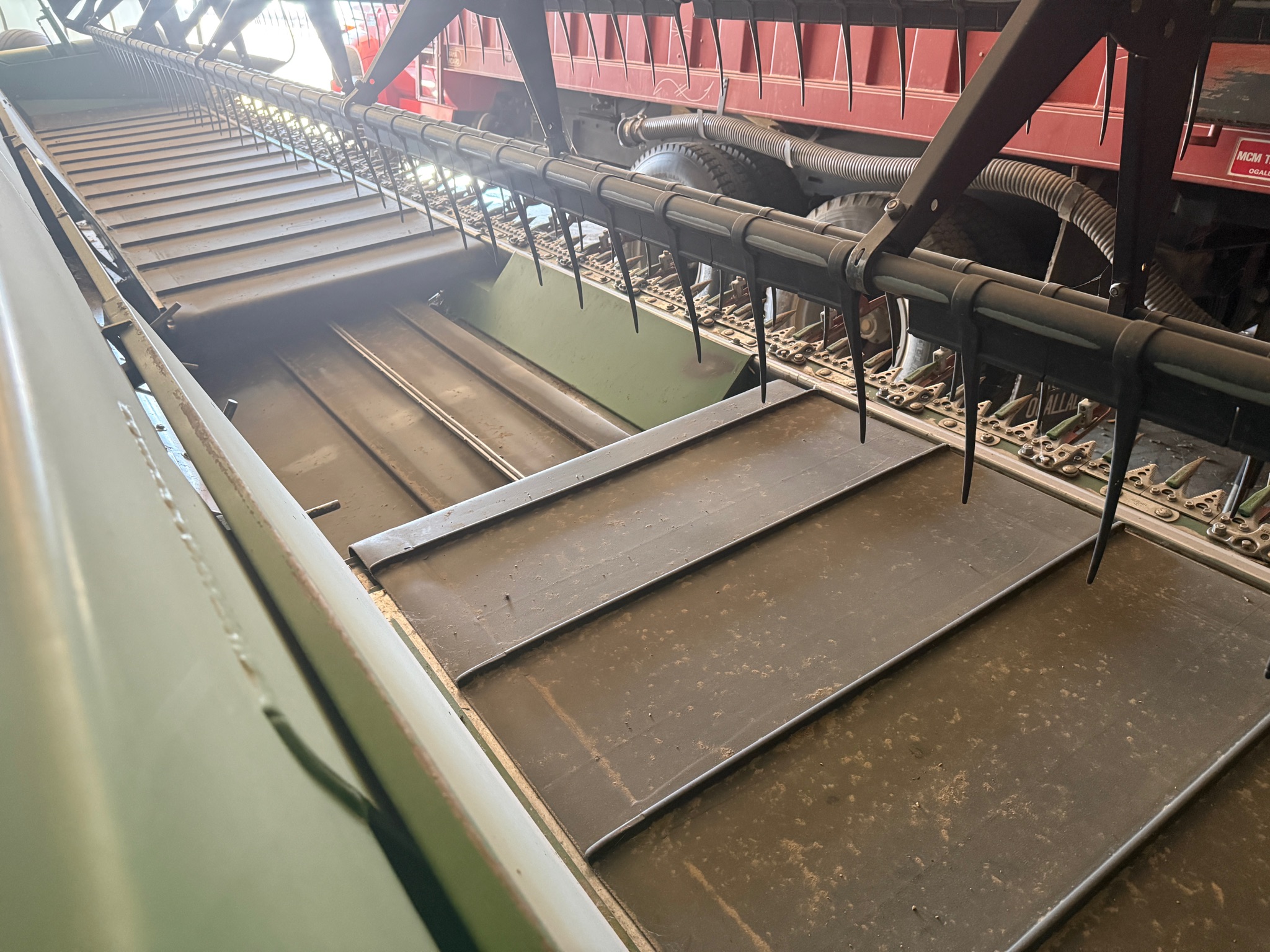 2008 John Deere 936D Header Draper