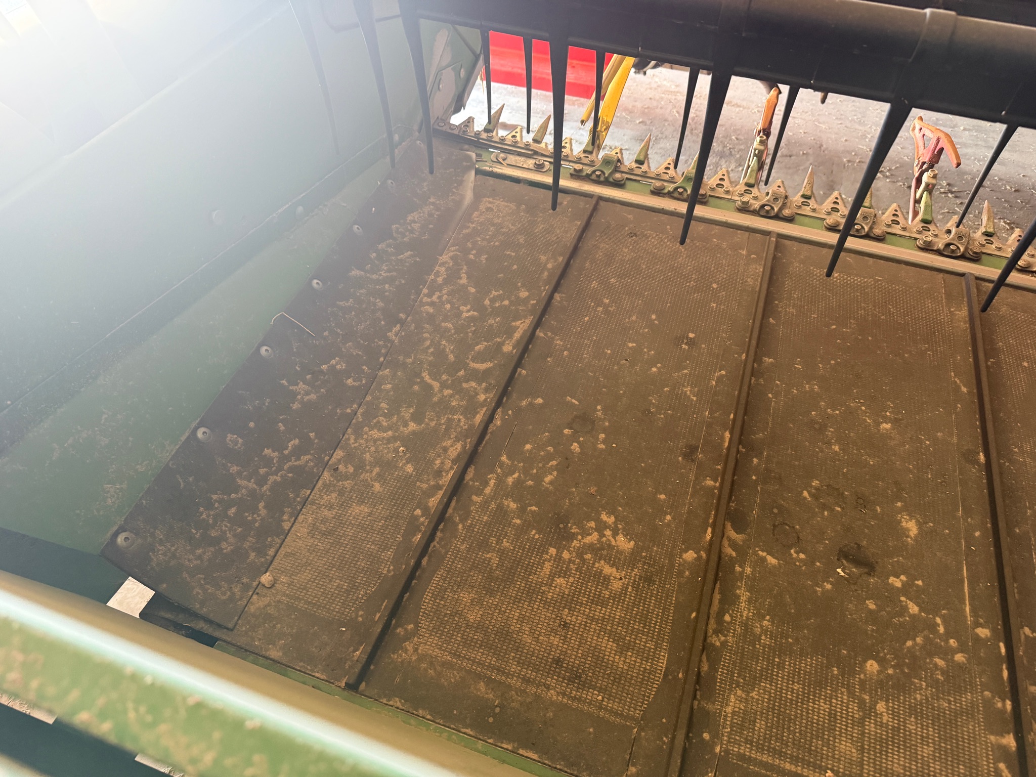 2008 John Deere 936D Header Draper