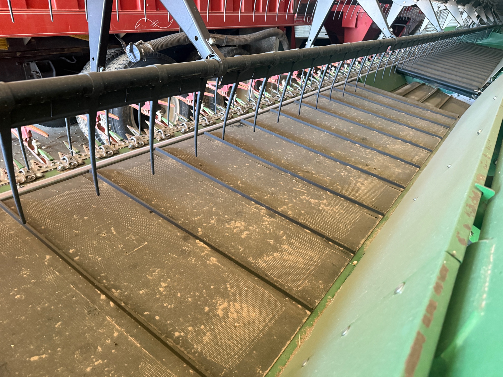 2008 John Deere 936D Header Draper