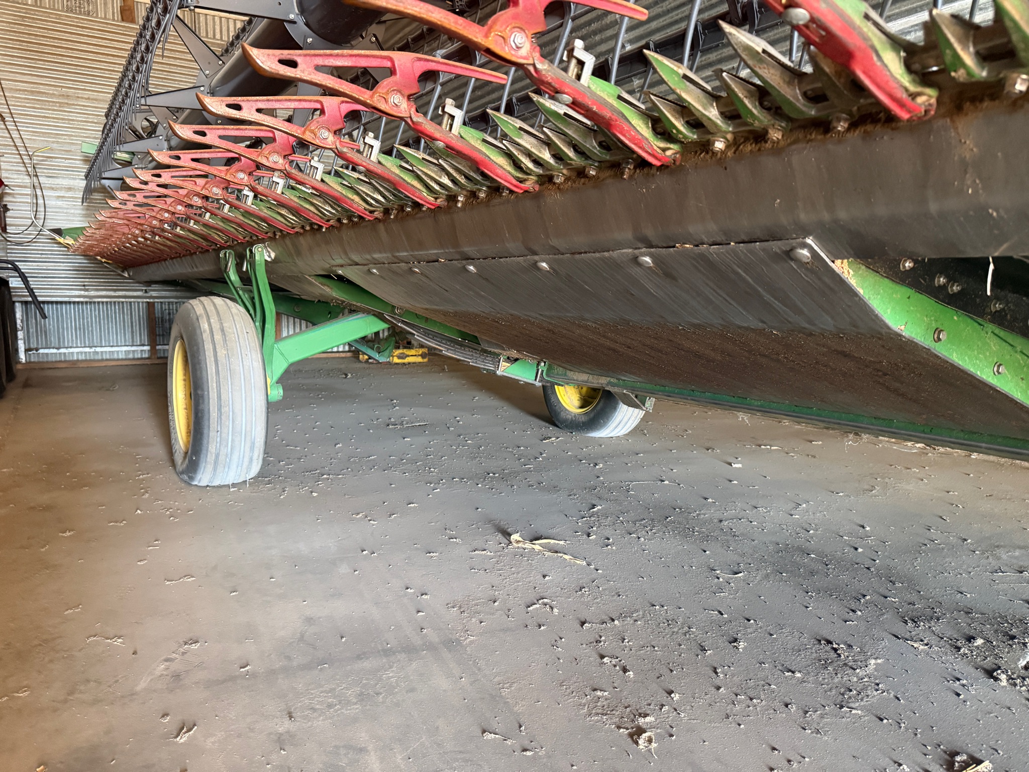 2008 John Deere 936D Header Draper