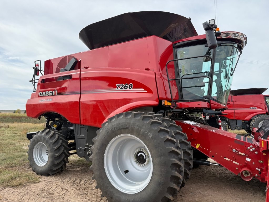 2025 Case IH 7260 Combine