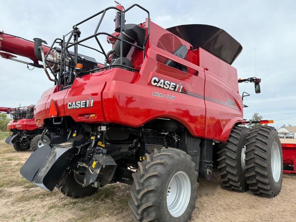 2025 Case IH 7260 Combine