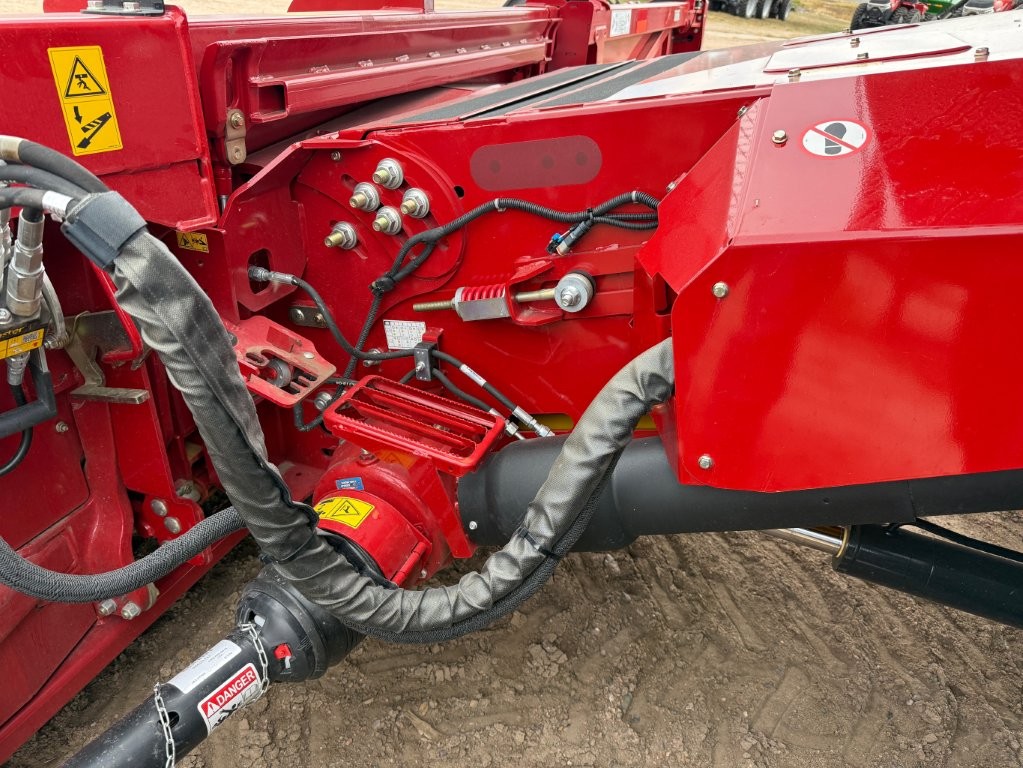 2025 Case IH 7260 Combine