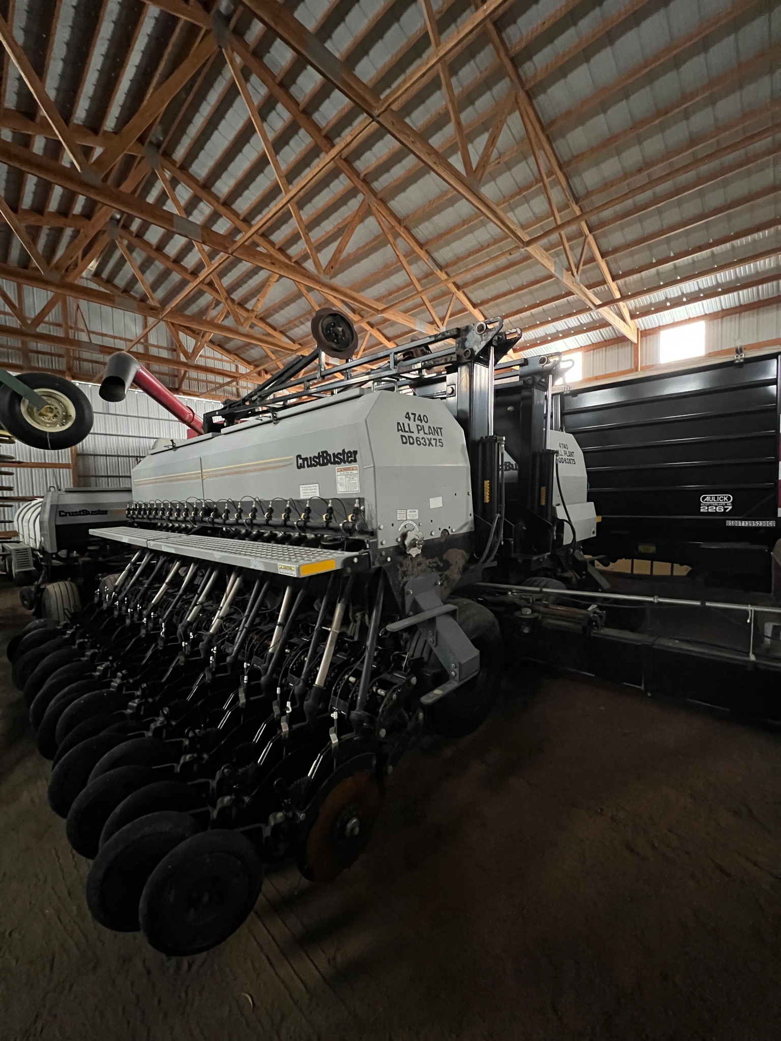 2009 Crust Buster 4740AP Drill