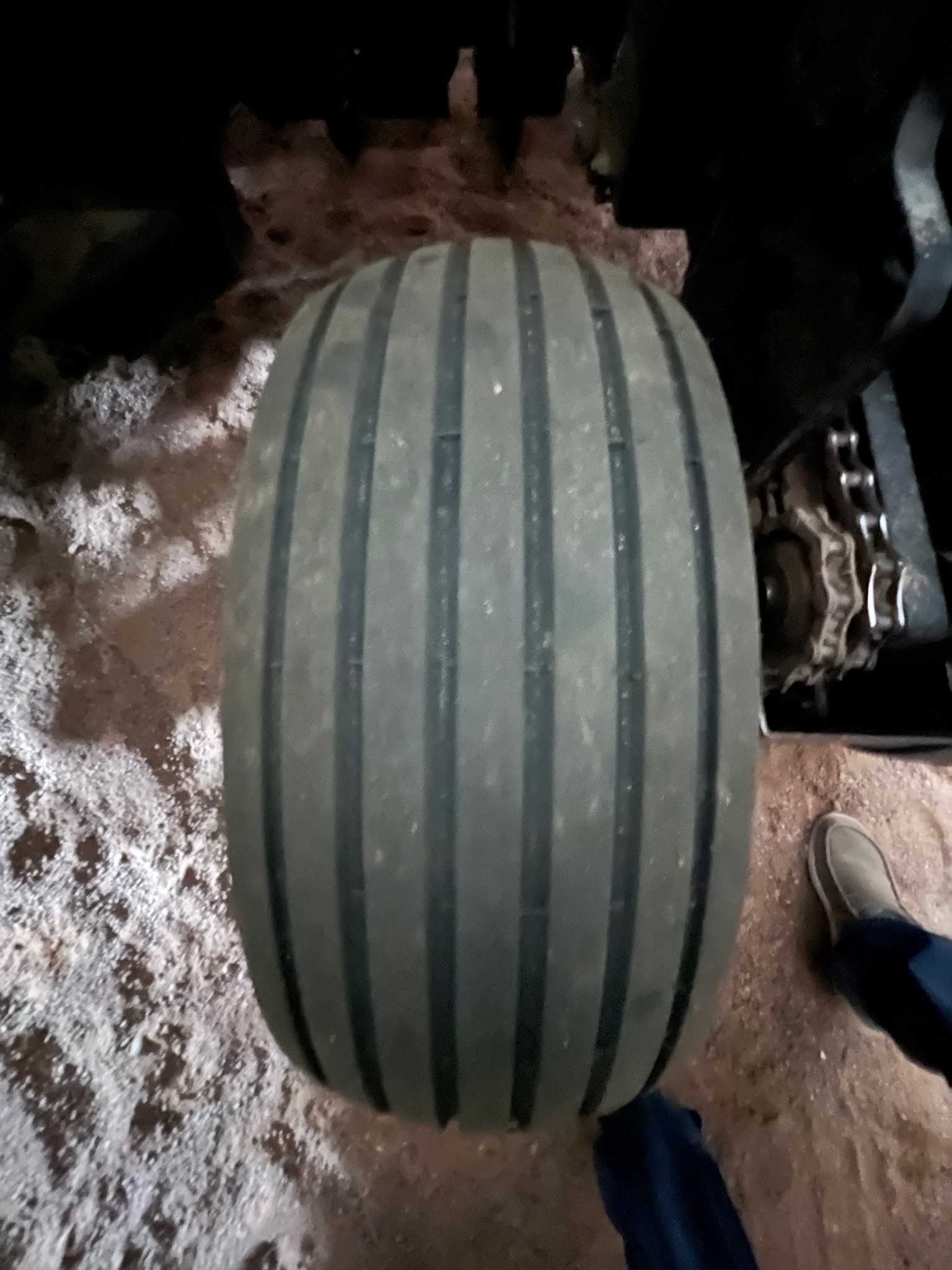 2009 Crust Buster 4740AP Drill