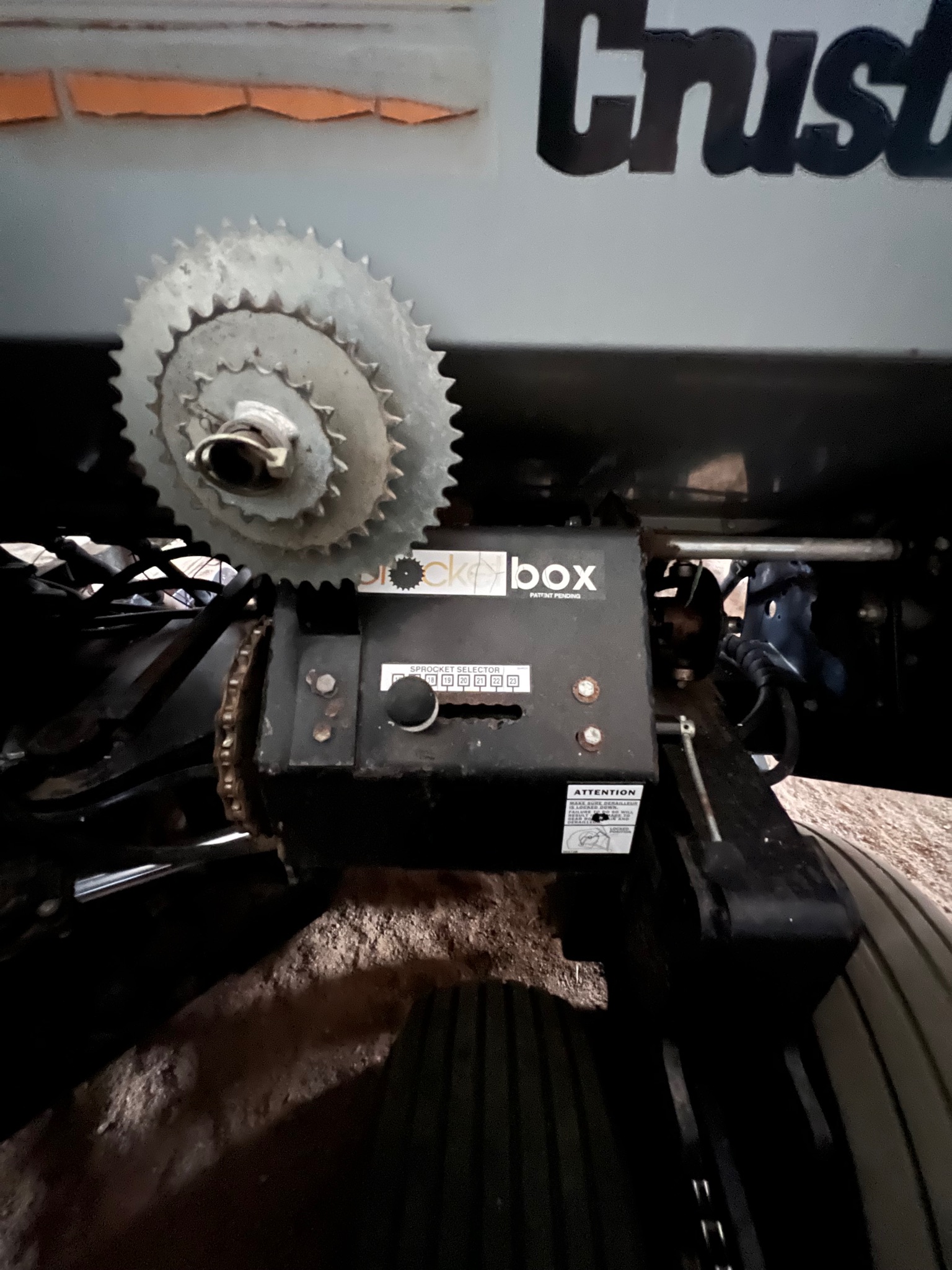 2009 Crust Buster 4740AP Drill