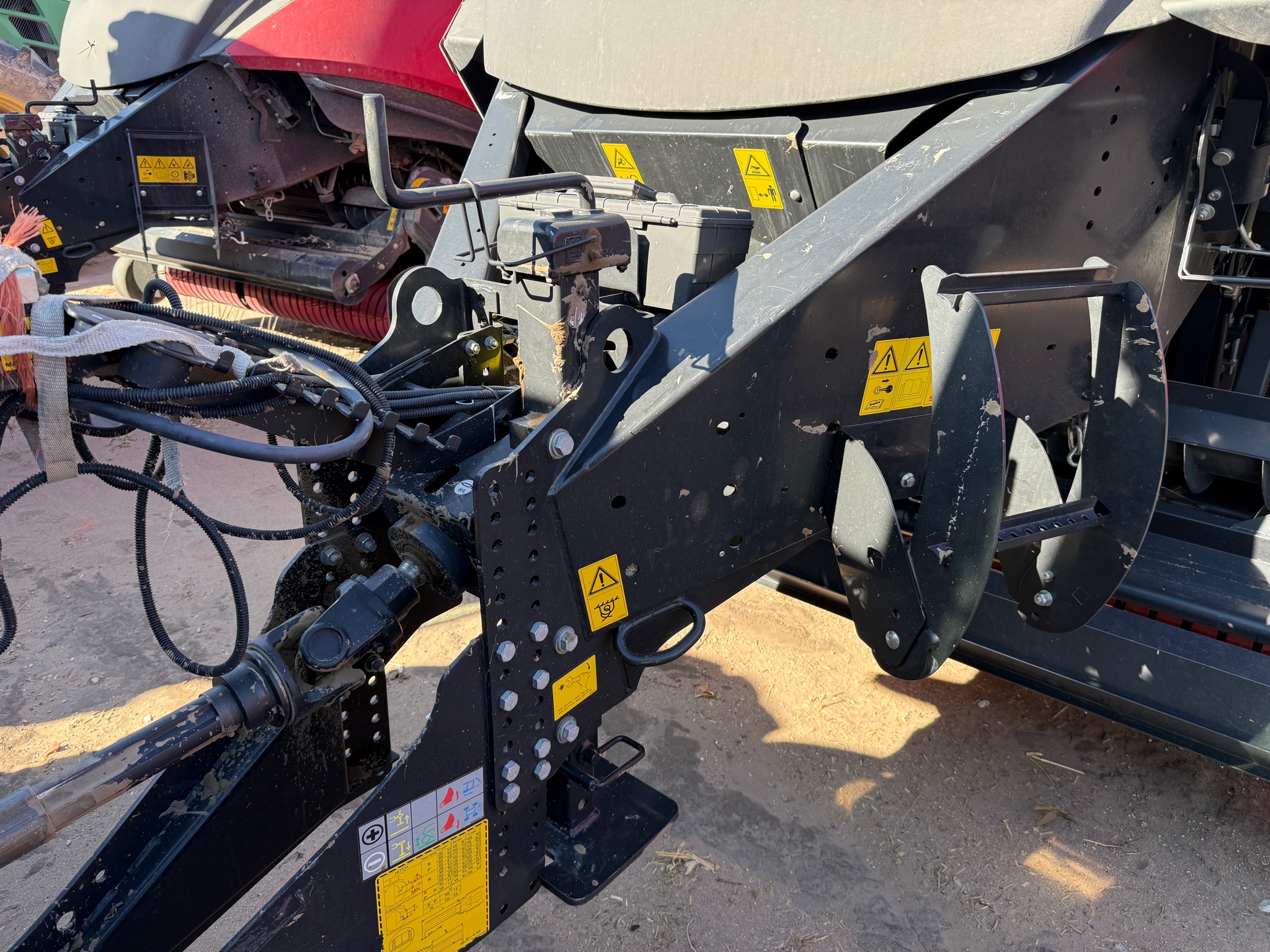 2025 Case IH LB434 XL Baler/Square