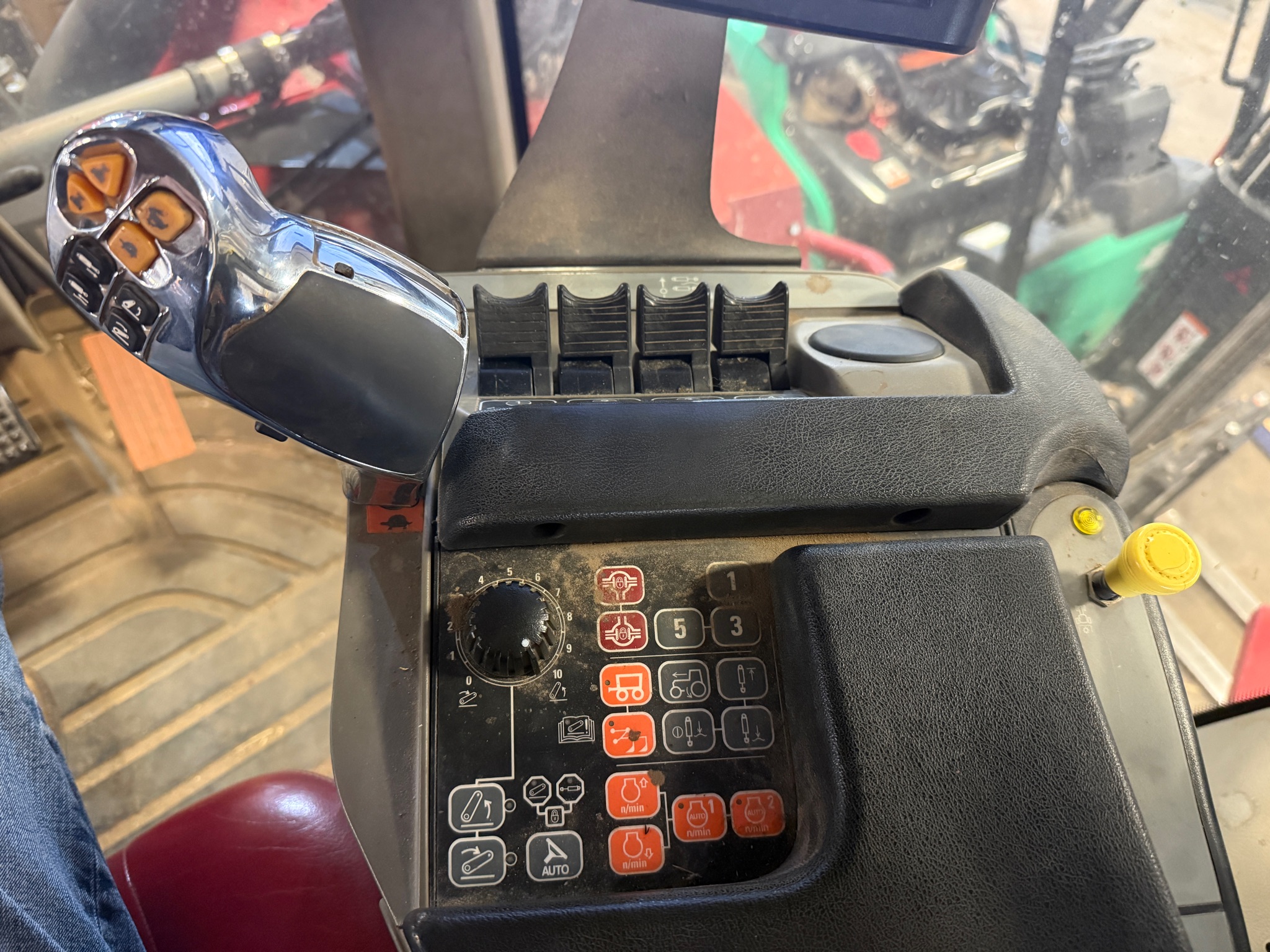 2014 Case IH STG400 Tractor