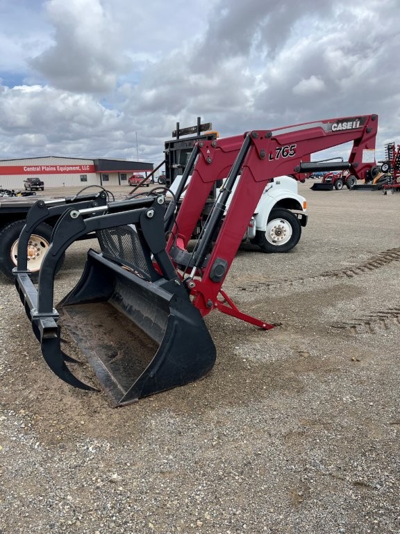 2015 Case IH L765 Loader