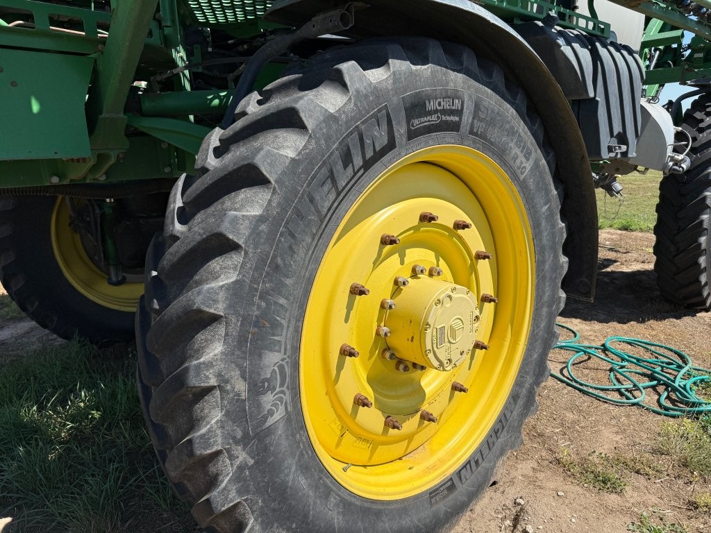 2016 John Deere R4045 Sprayer/High Clearance