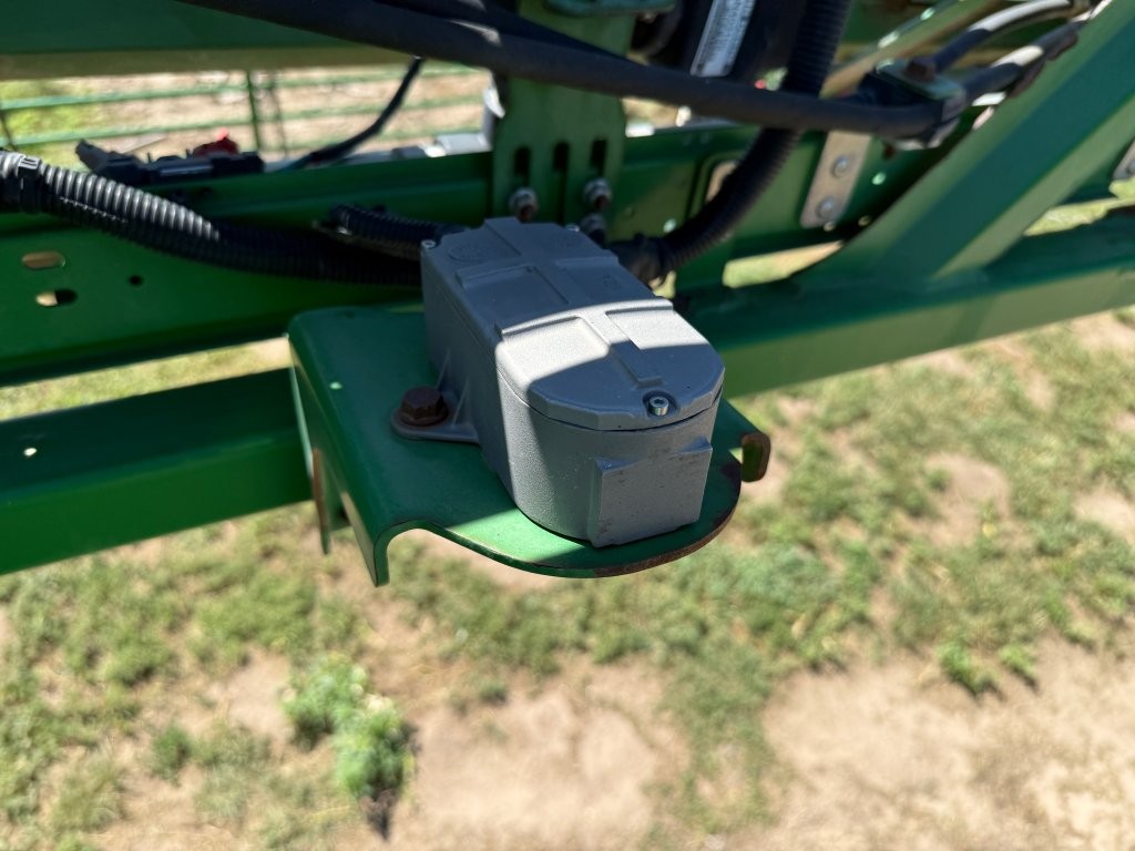 2016 John Deere R4045 Sprayer/High Clearance