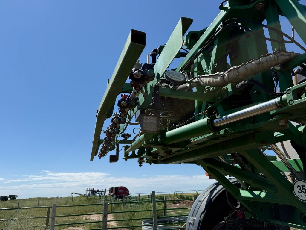 2016 John Deere R4045 Sprayer/High Clearance