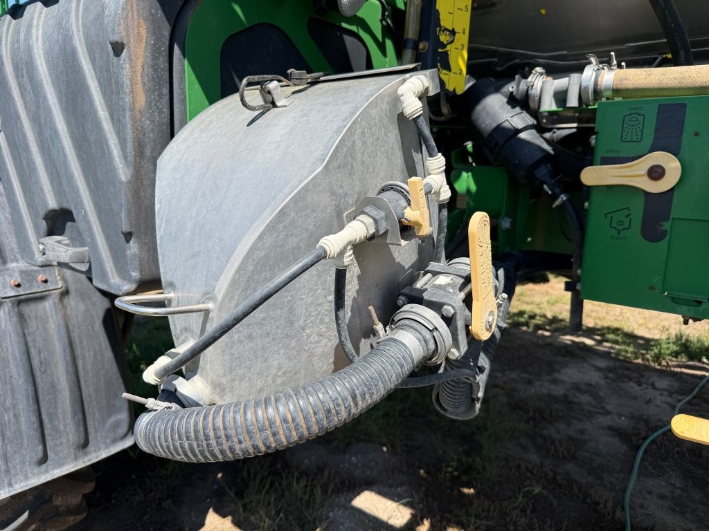 2016 John Deere R4045 Sprayer/High Clearance