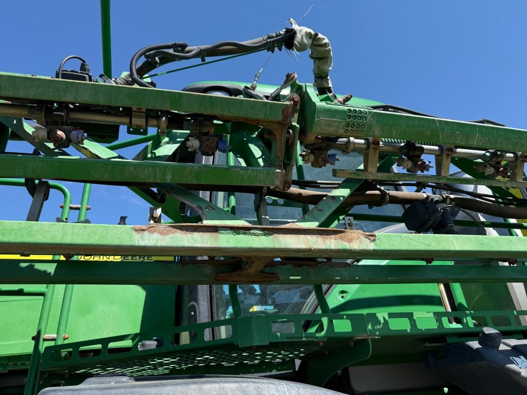 2016 John Deere R4045 Sprayer/High Clearance