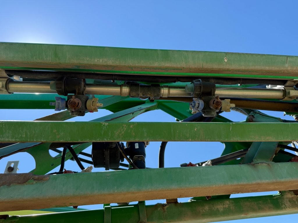 2016 John Deere R4045 Sprayer/High Clearance
