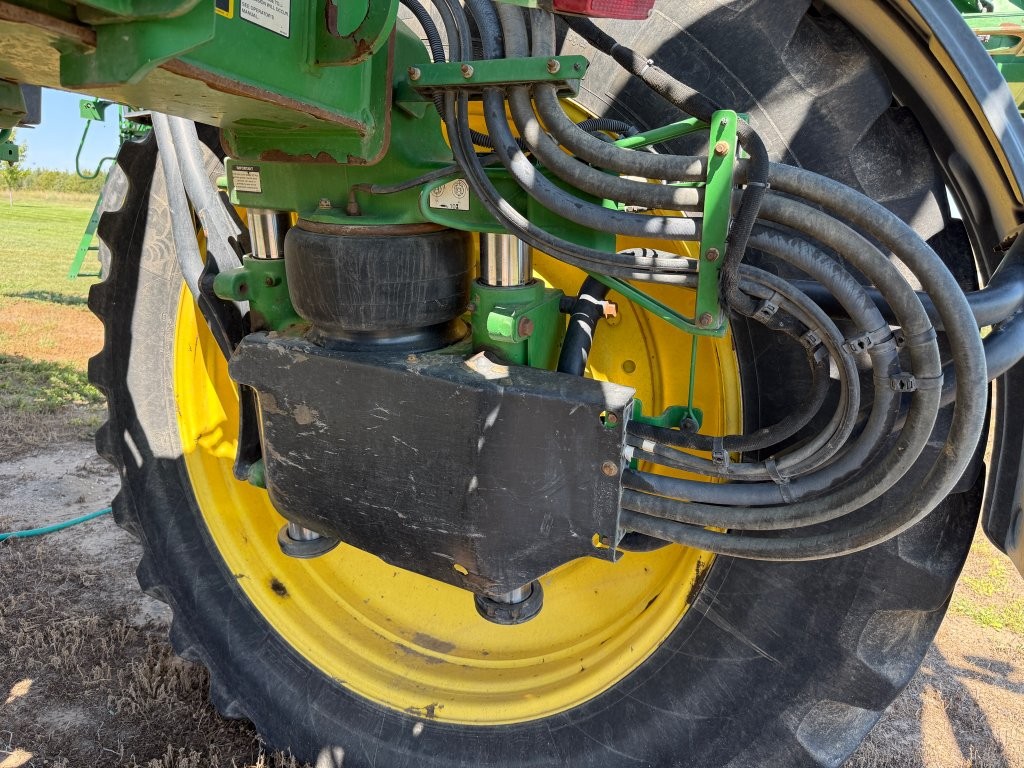 2016 John Deere R4045 Sprayer/High Clearance