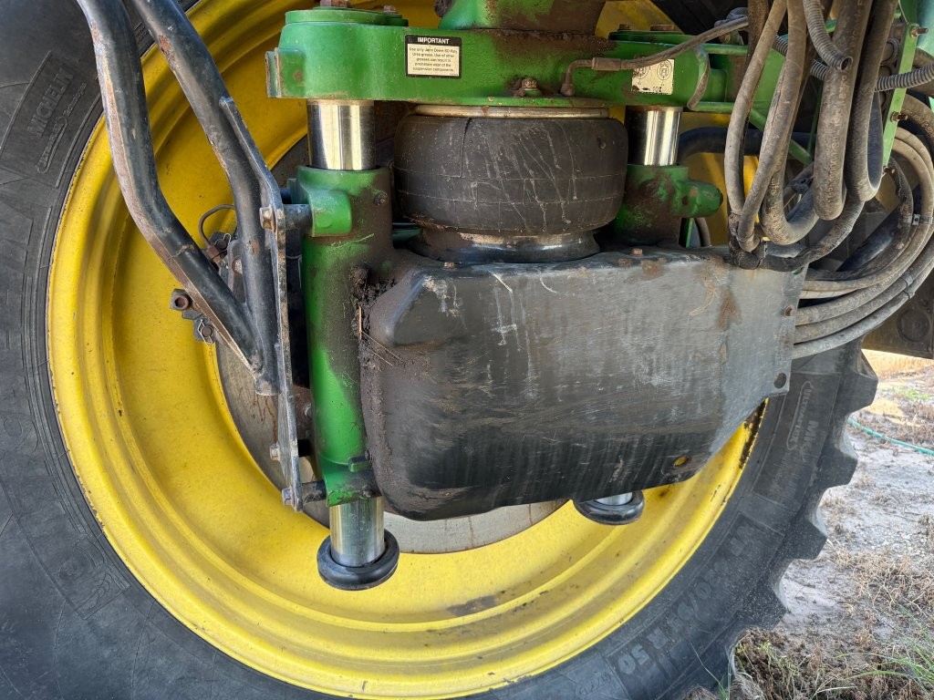 2016 John Deere R4045 Sprayer/High Clearance