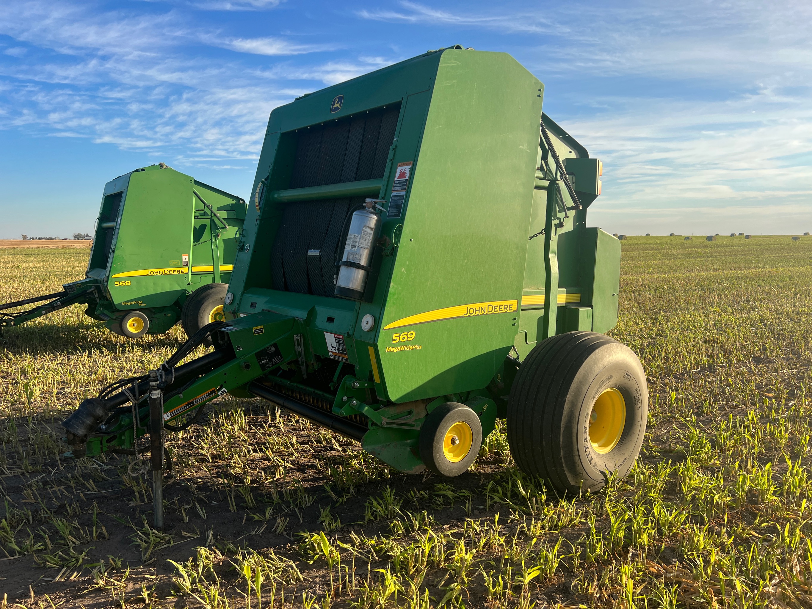 2015 John Deere 569 Baler/Round