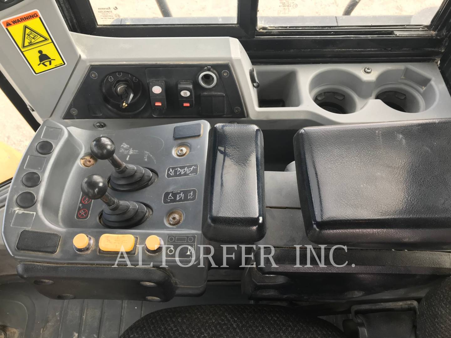 2013 Caterpillar 962K Wheel Loader