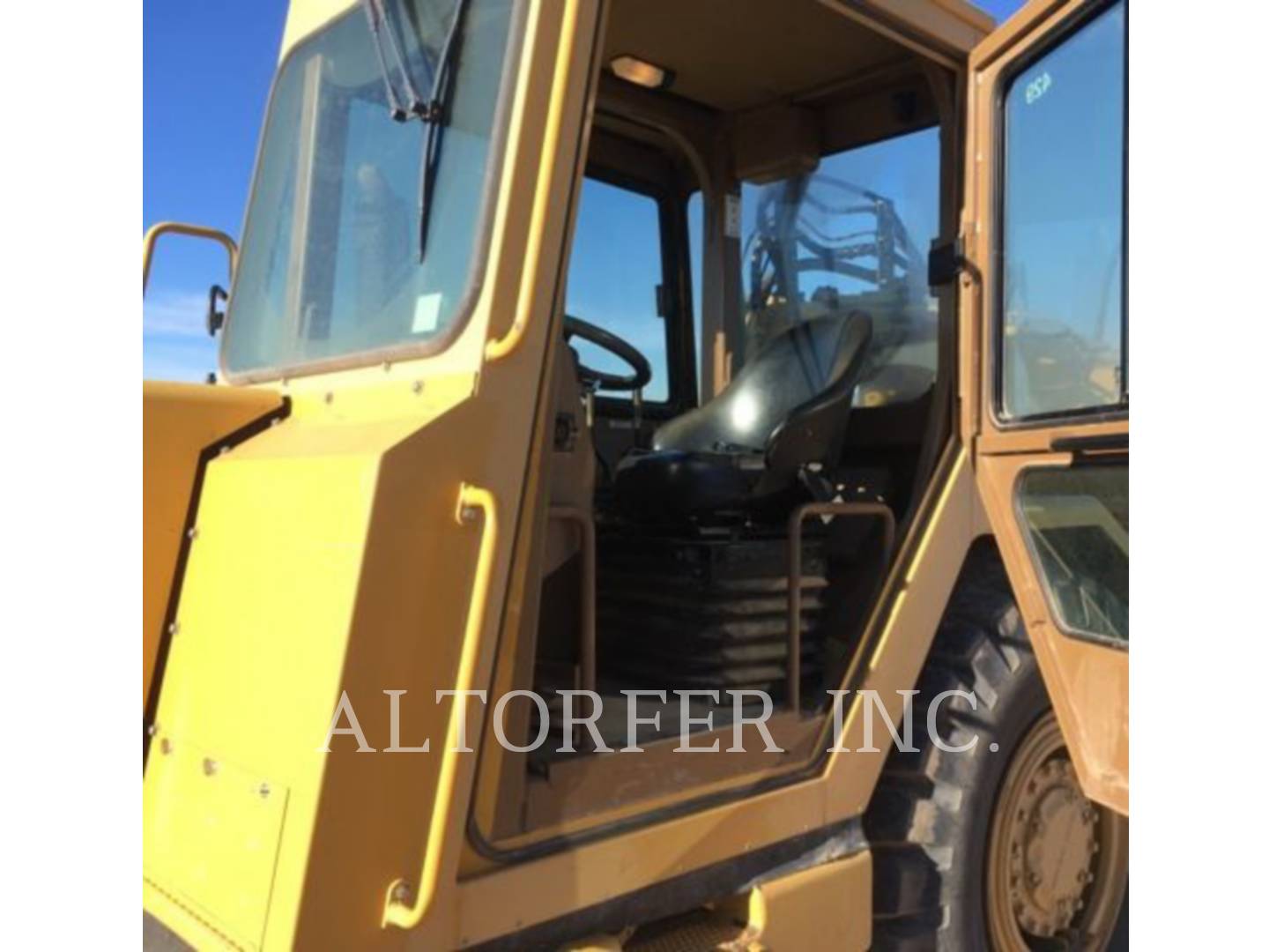 2006 Caterpillar 613C WW Wheel Tractor