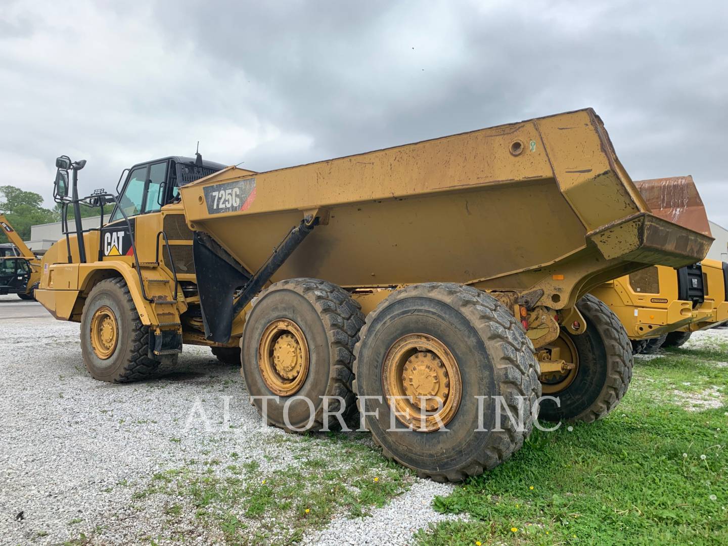 2015 Caterpillar 725C Articulated Truck