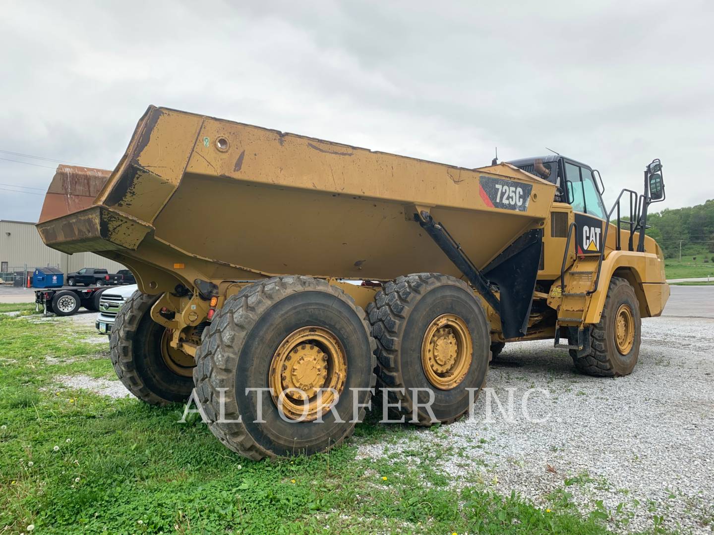 2015 Caterpillar 725C Articulated Truck