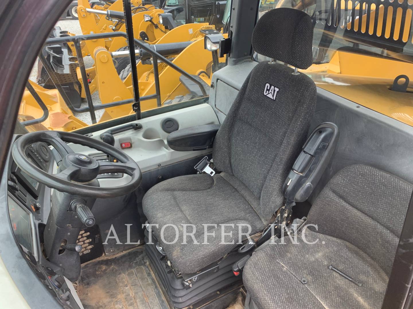 2015 Caterpillar 725C Articulated Truck