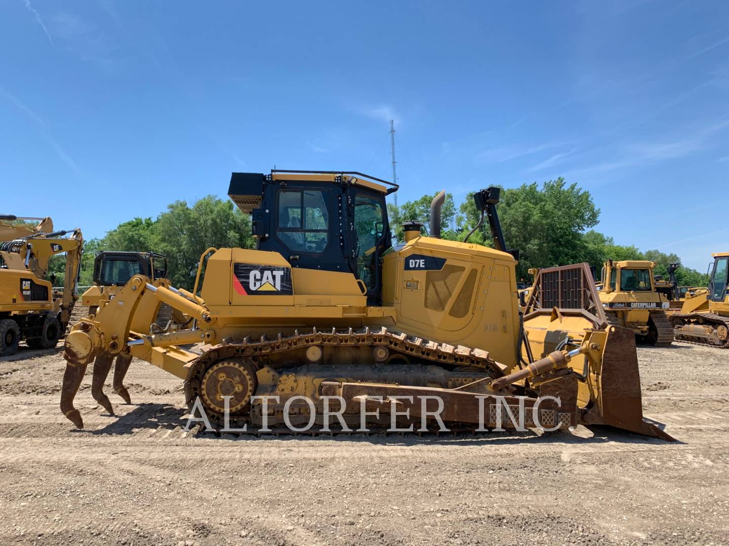 2012 Caterpillar D7E R Dozer