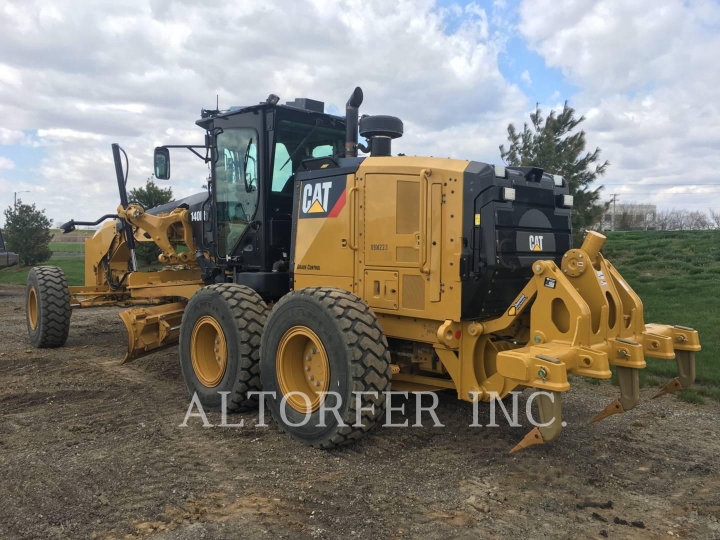 2016 Caterpillar 140M3 R Grader - Road