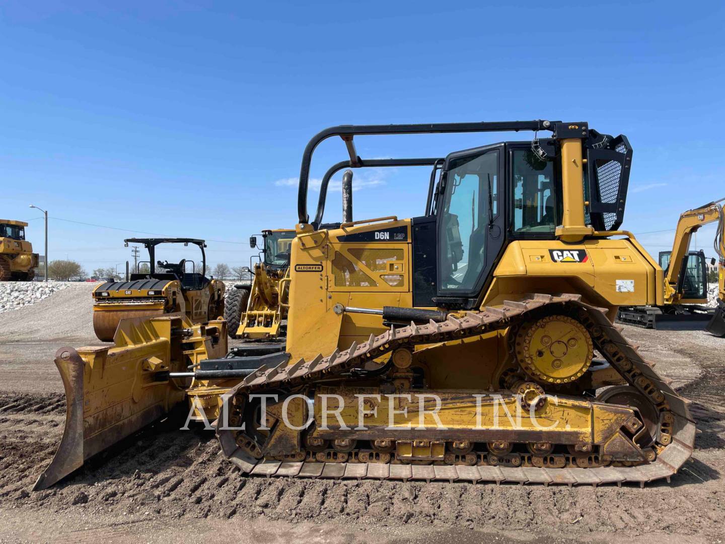 2015 Caterpillar D6N LGP Dozer