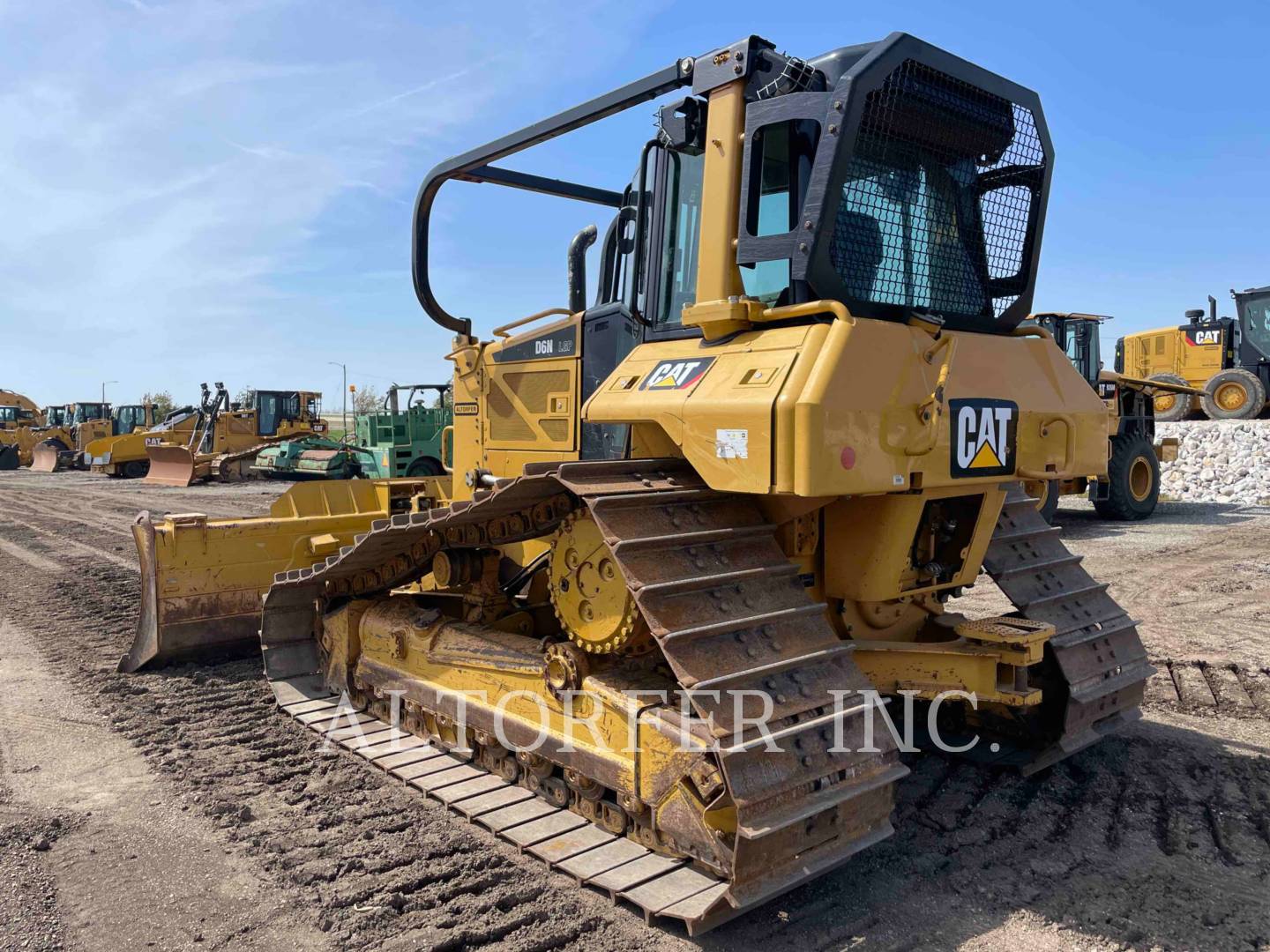 2015 Caterpillar D6N LGP Dozer