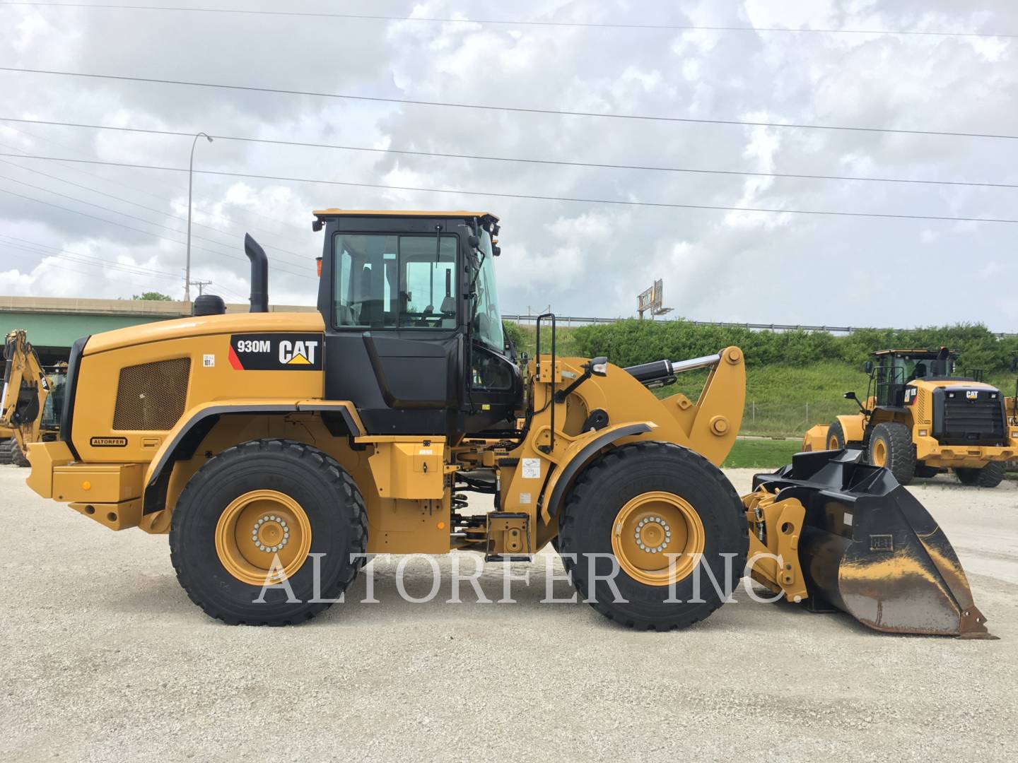 2017 Caterpillar 930M Wheel Loader