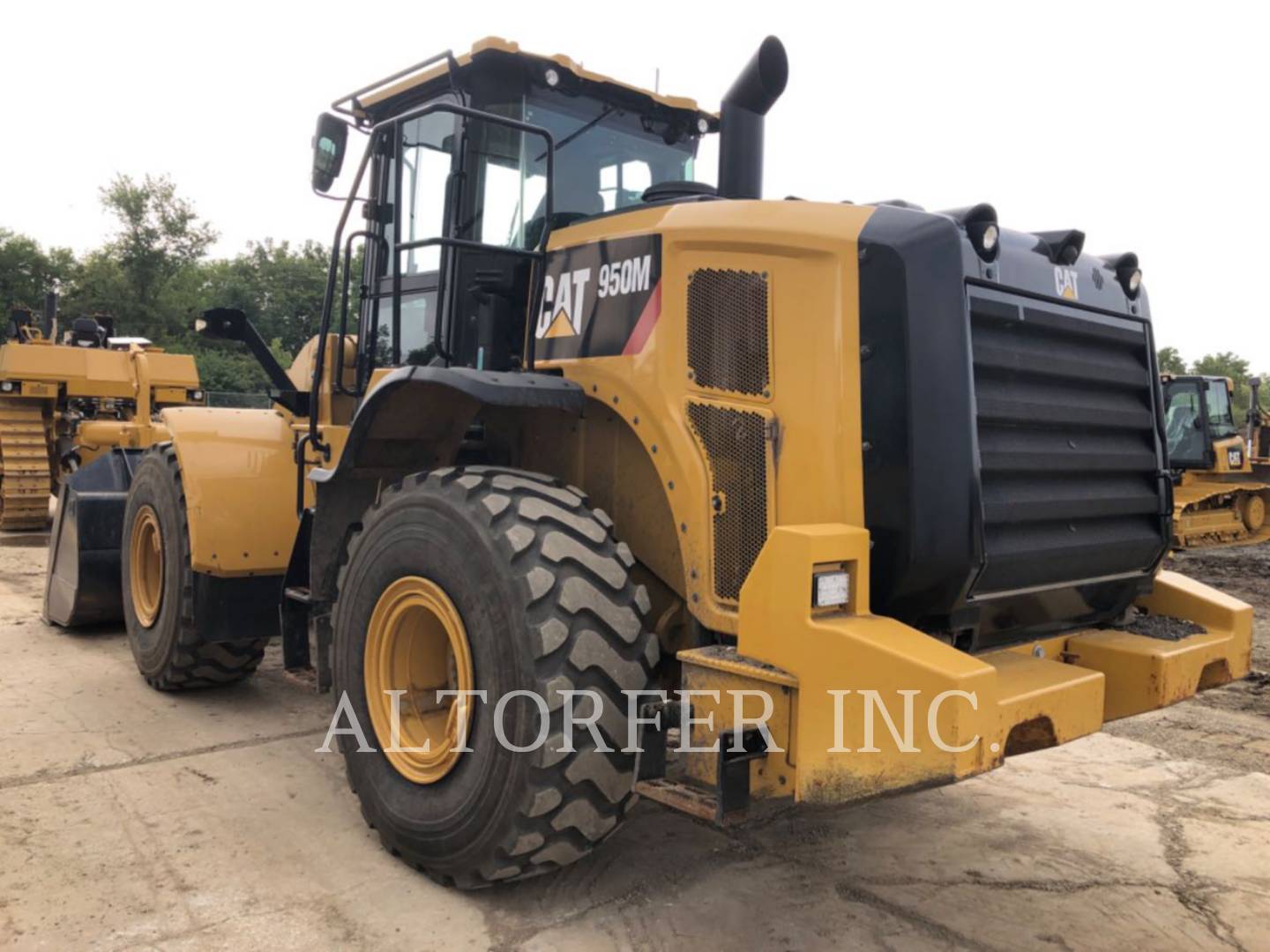 2017 Caterpillar 950M Wheel Loader