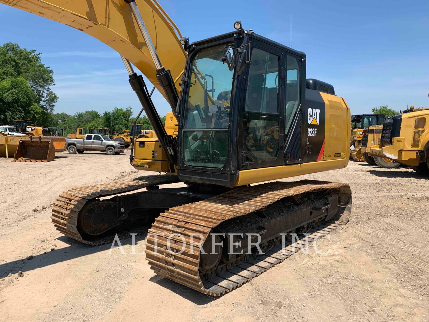 2017 Caterpillar 323FL TH Excavator