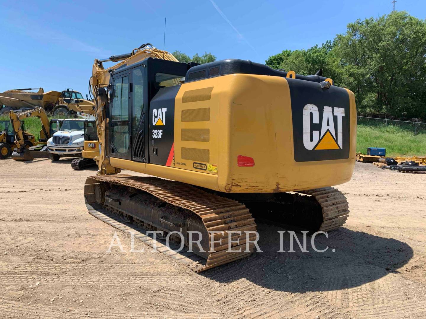 2017 Caterpillar 323FL TH Excavator