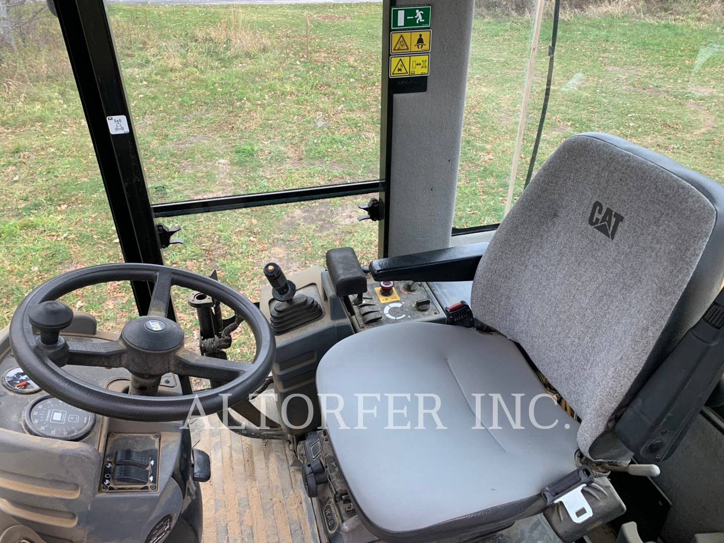 2011 Caterpillar CS76 XT Vibratory Single