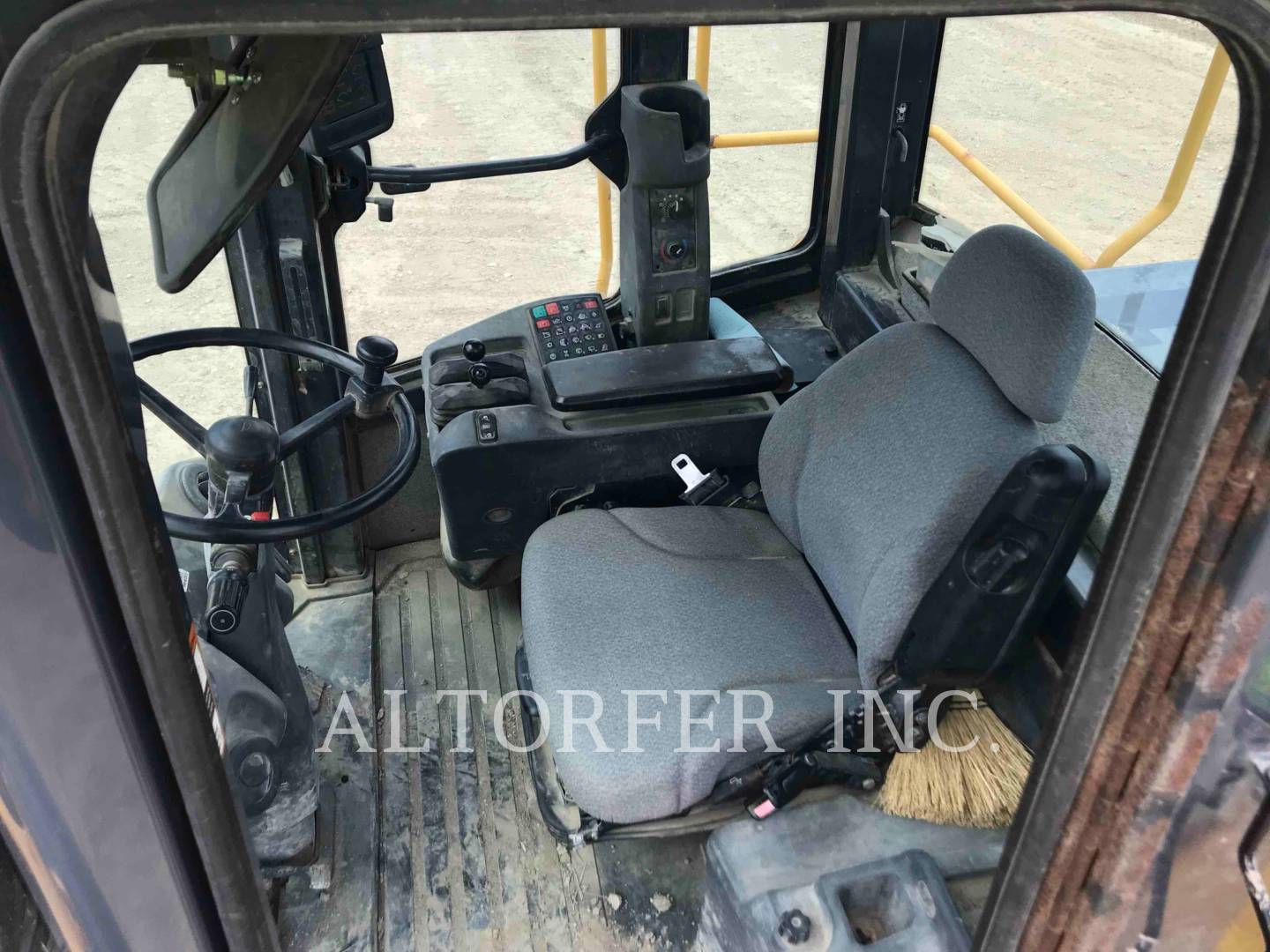 2010 John Deere 824K Wheel Loader