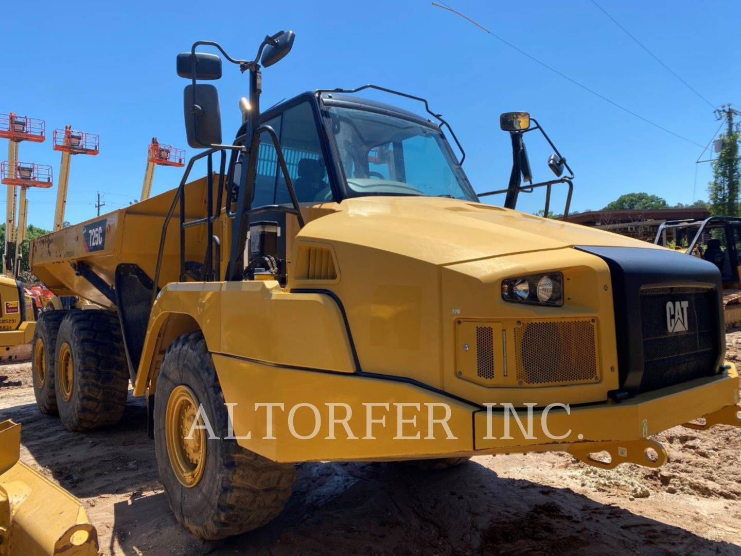 2016 Caterpillar 725C Articulated Truck