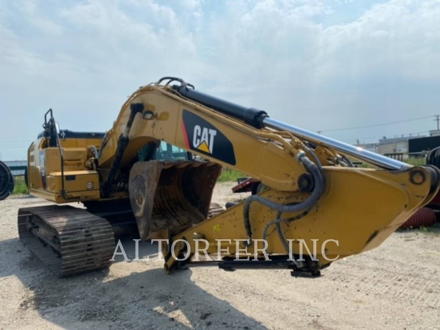 2017 Caterpillar 323FL TH Excavator