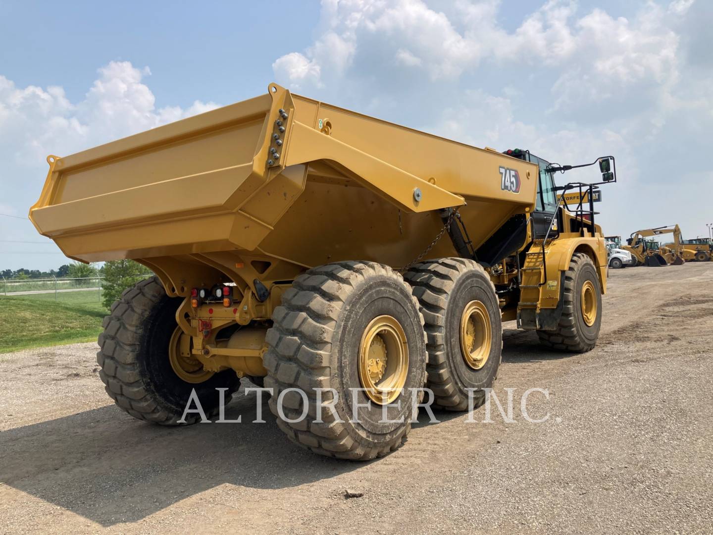 2019 Caterpillar 745-04 Articulated Truck