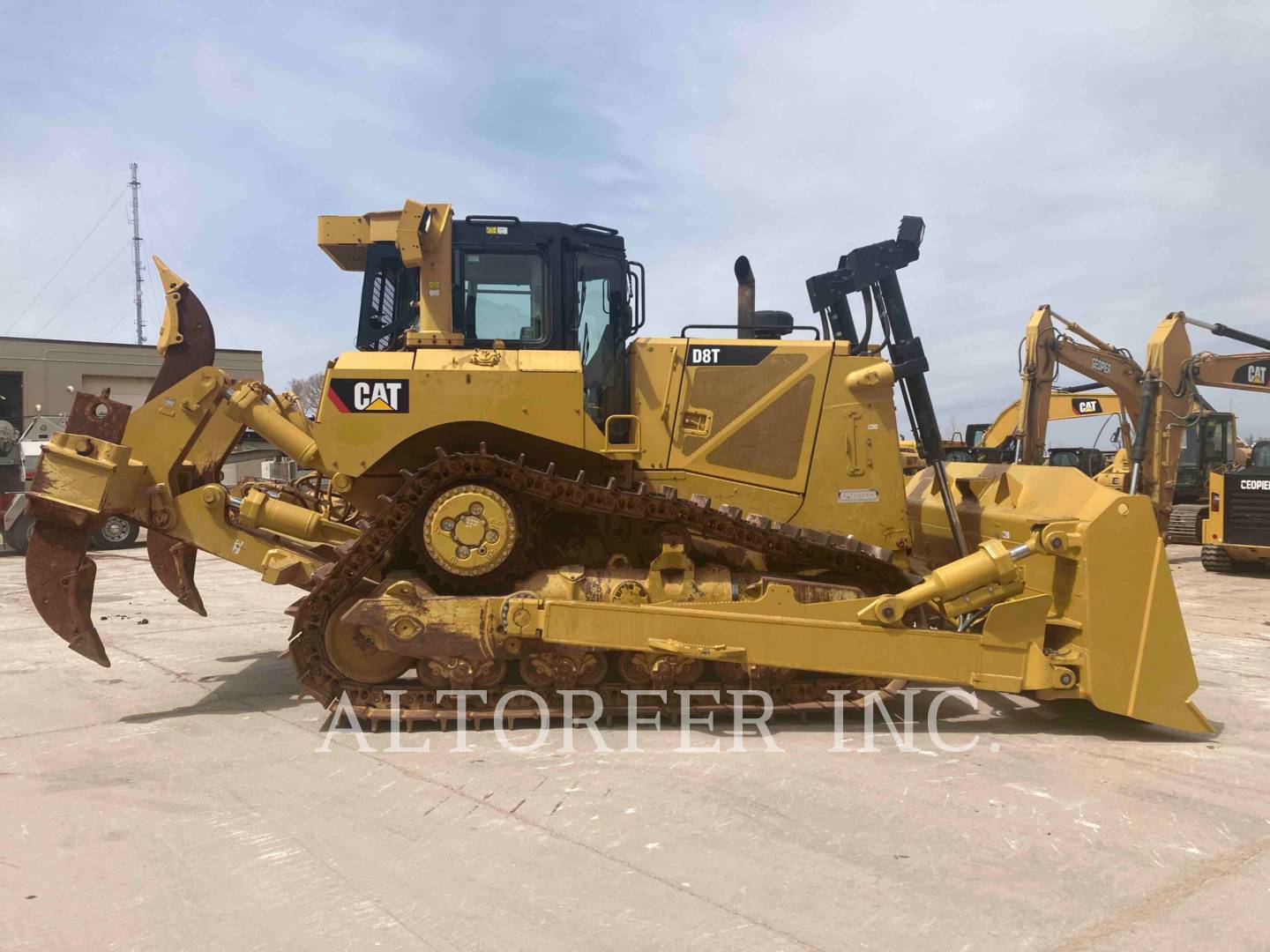 2012 Caterpillar D8T R Dozer