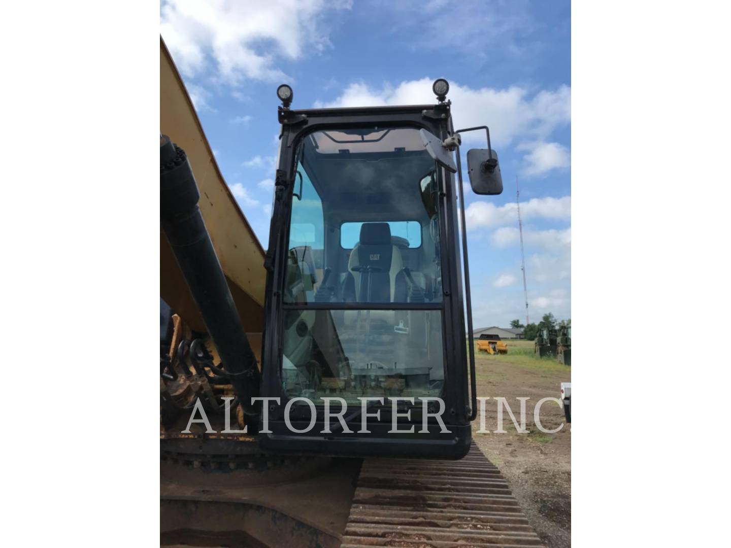 2014 Caterpillar 324EL LR Dozer