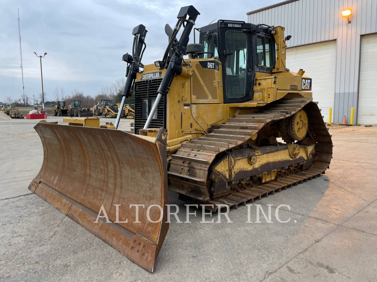 2011 Caterpillar D6T LGPPAT Dozer