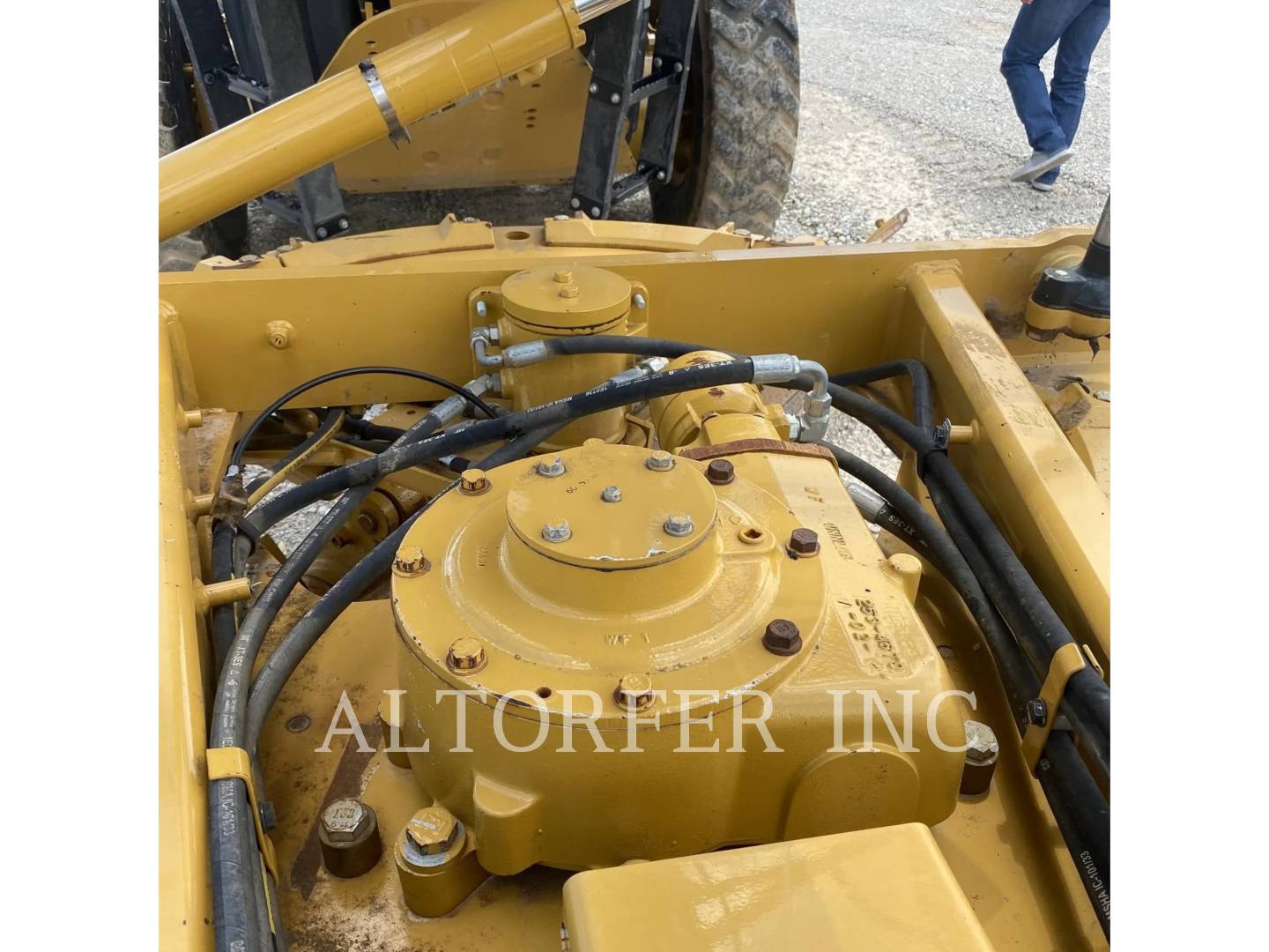 2016 Caterpillar 12M3 Grader - Road