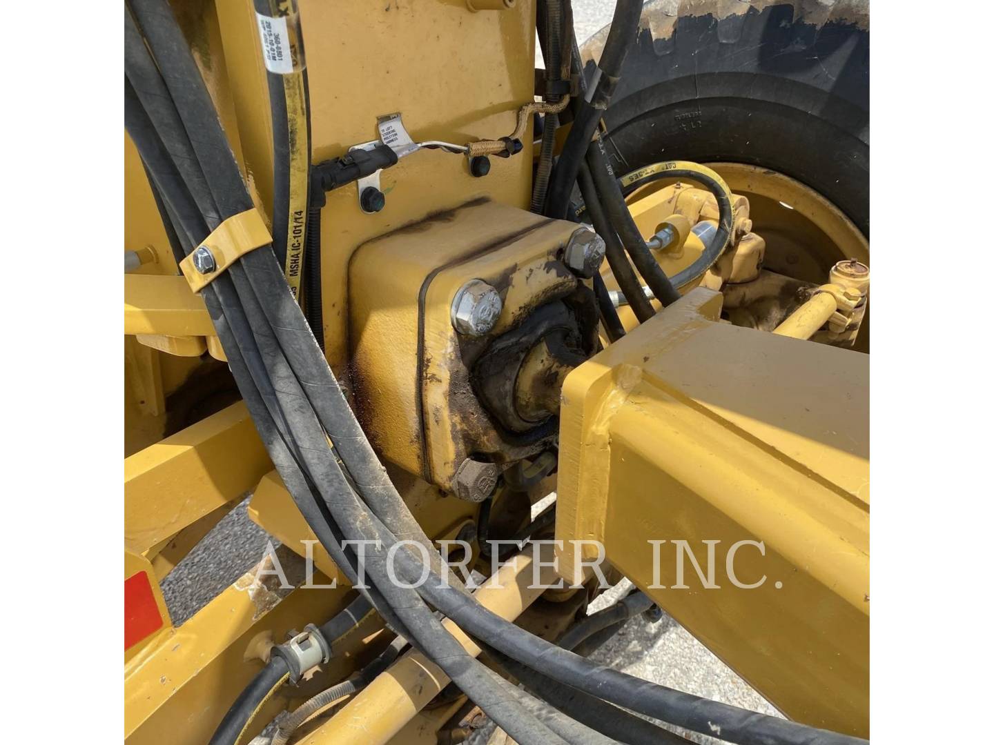 2016 Caterpillar 12M3 Grader - Road