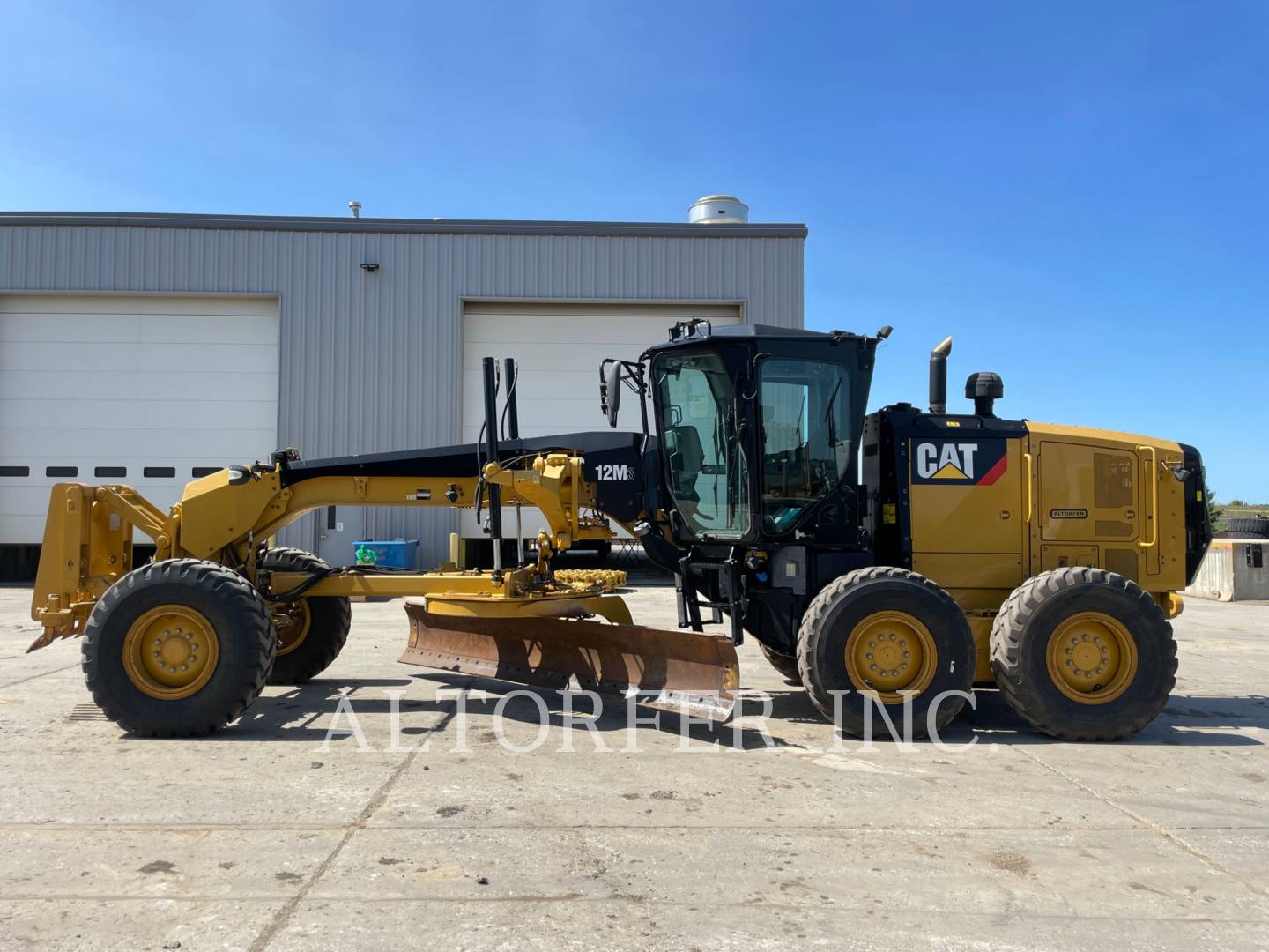 2016 Caterpillar 12M3 Grader - Road