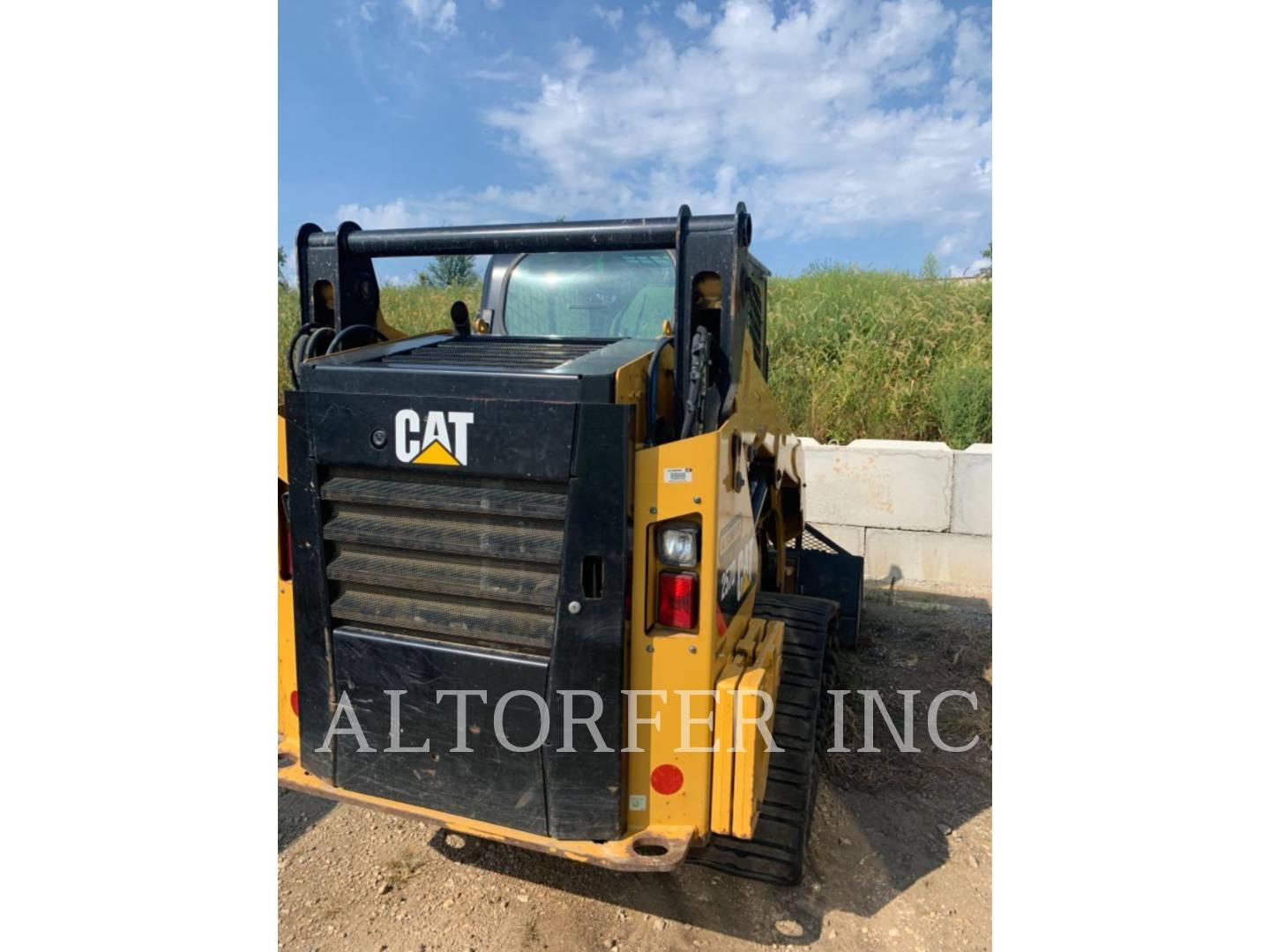 2018 Caterpillar 257D Skid Steer Loader