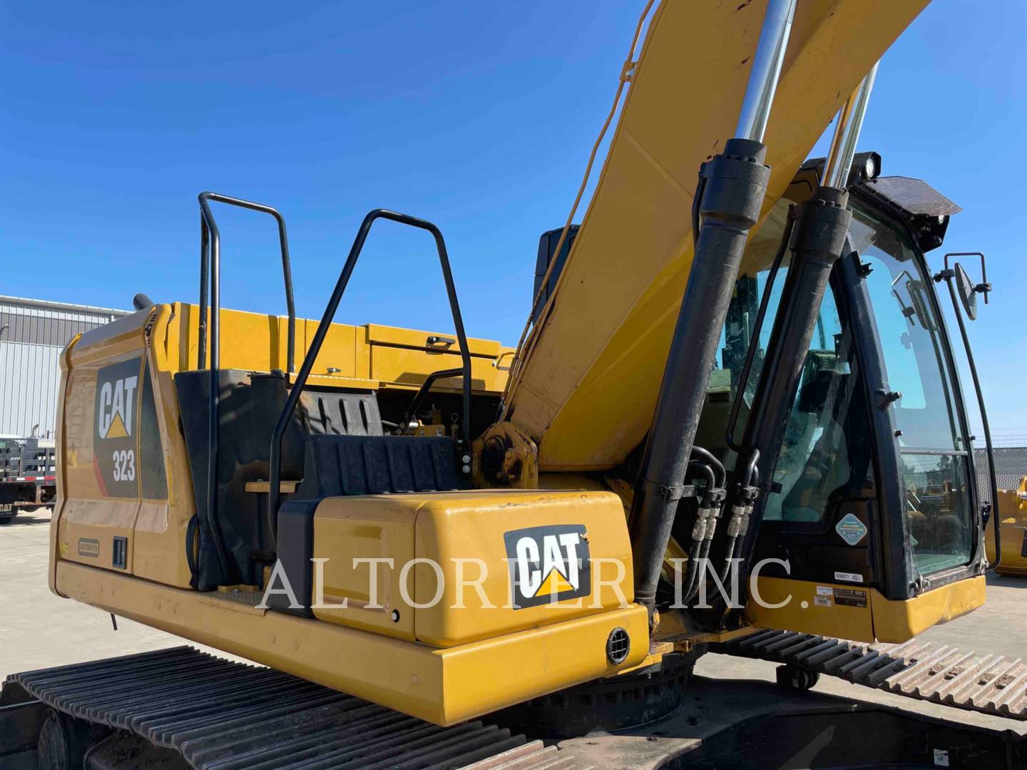 2018 Caterpillar 323-07 Excavator