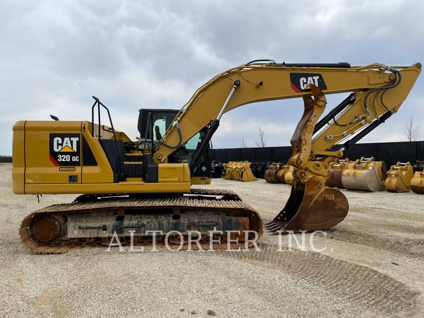 2019 Caterpillar 320 GC TH Excavator